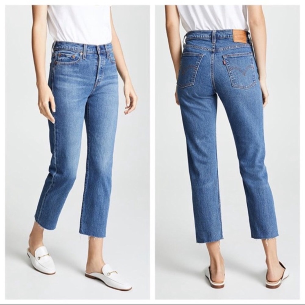 Levi’s Wedgie Straight Jeans Size 26 with Raw hem